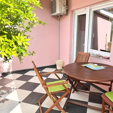 Veronika's House