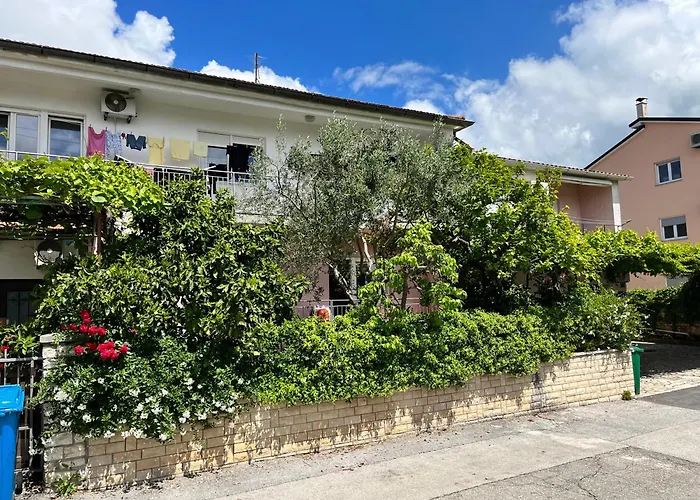 Veronika's House * פולה