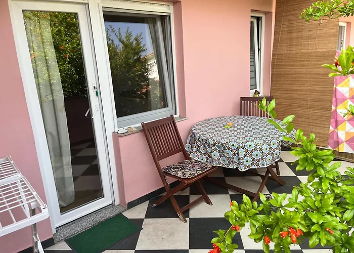 Veronika's House דירה